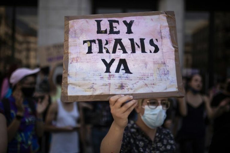 Organizaciones LGTBI y Trans se manifiestan este sábado en Madrid contra «los recortes» del PSOE a la ‘Ley Trans’