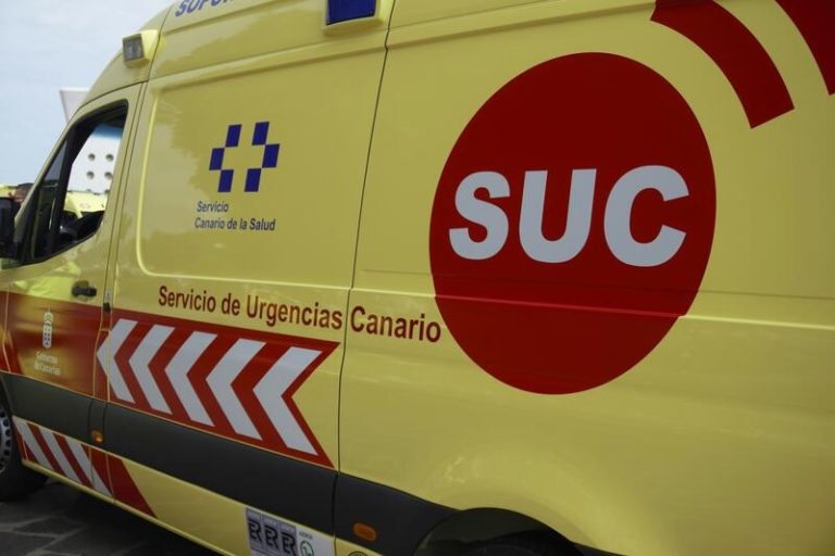 Fallecen dos jóvenes tras salirse de la vía su vehículo en Haría (Lanzarote)