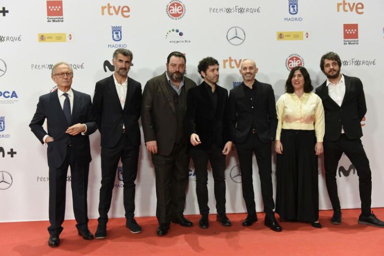 ‘As bestas’ y ‘Apagón’ triunfan en unos Premios Forqué con un emotivo homenaje a Verónica Forqué