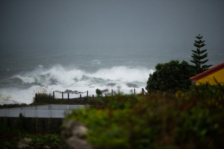 El año comienza con un frente atlántico que pone en riesgo varias provincias del norte