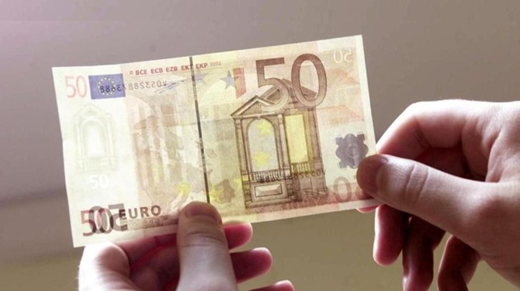 Qué Hacer Si Tienes Billetes Falsos