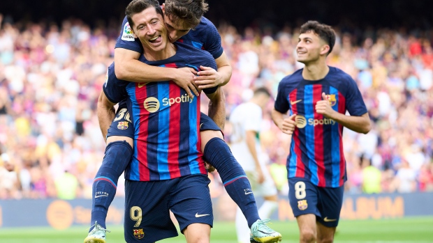 Acuerdos Entre Xavi Hernández Y Joan Laporta