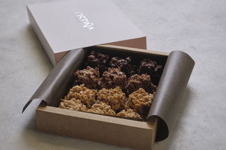 CHOCOLATE CON ESTRELLA: La exclusiva caja "Costiña Chocolat"