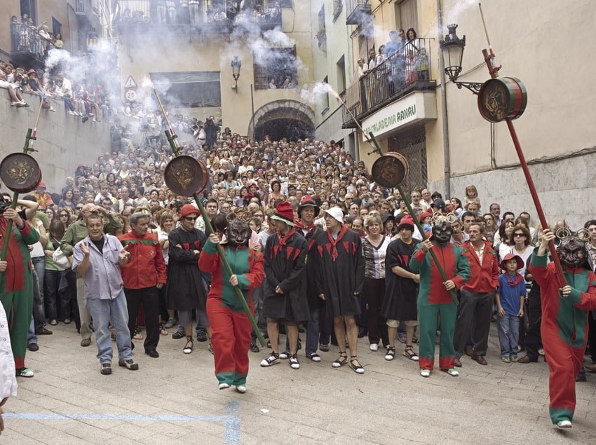 Conoce Las Tradiciones Españolas La Patum De Berga