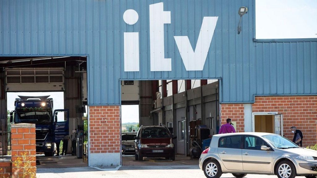 Dgt: La Multa Que Te Pondrán Al Salir De La Itv