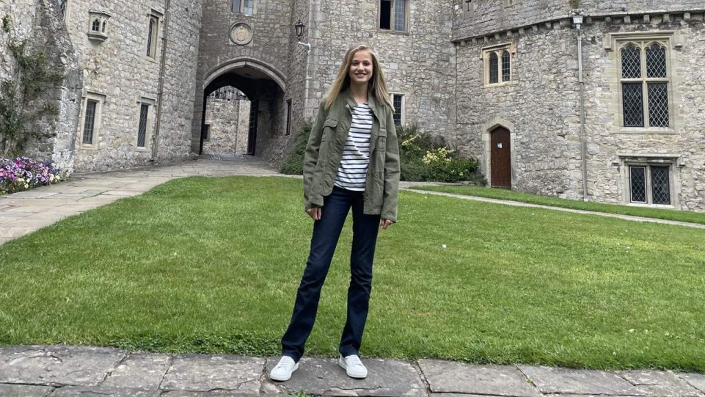 Así Es La Vida De La Princesa Leonor En Su Día A Día Académico