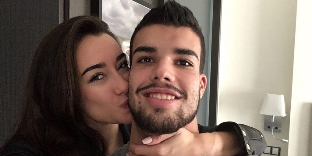 Pol Badía Y Adara Molinero: Primer Amor Televisado