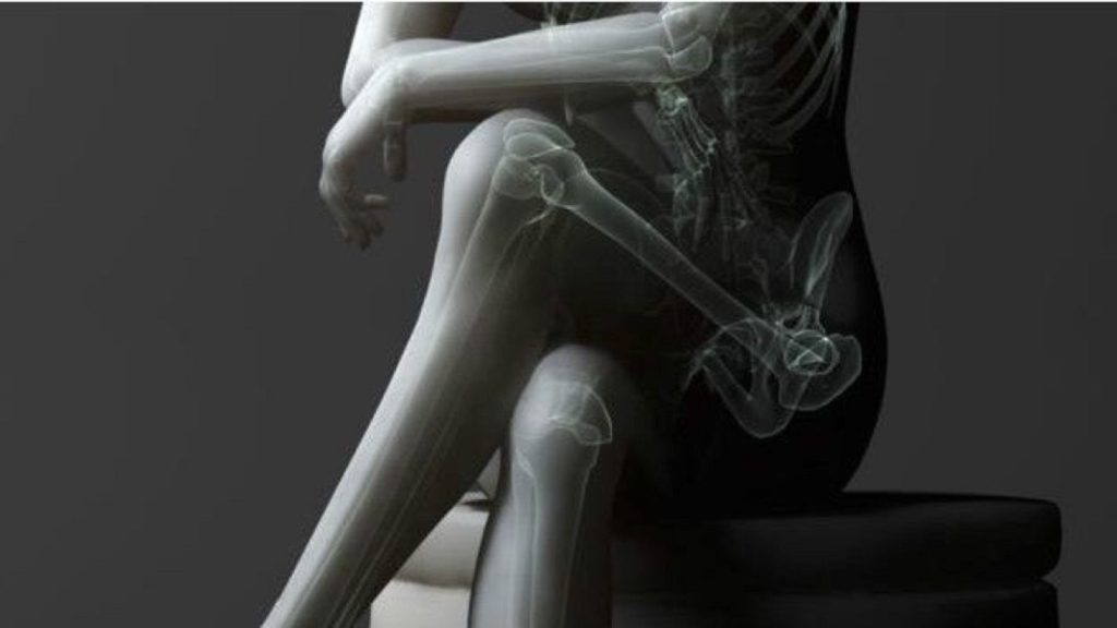 Problemas pélvicos por cruzar las piernas al sentarse