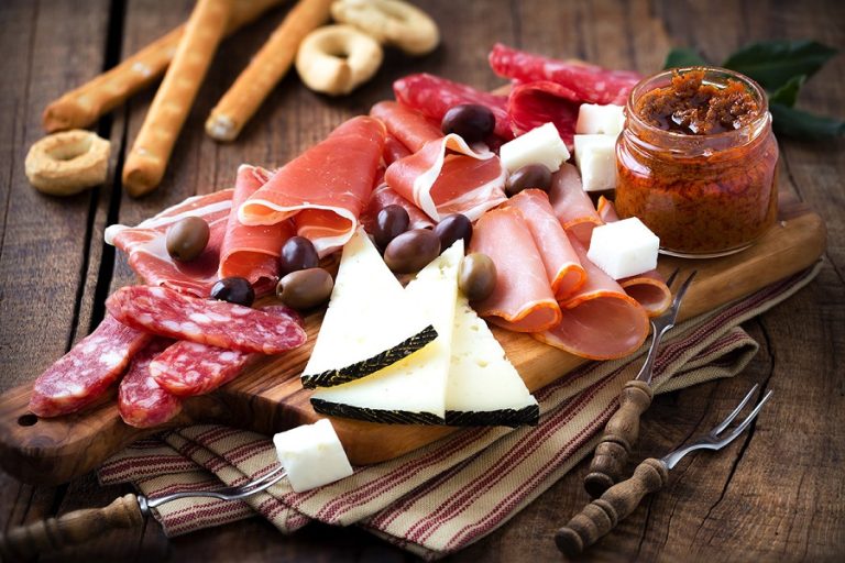 Alimentos caducados que SÍ puedes comer