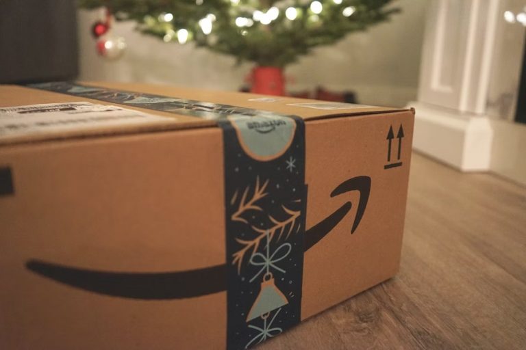 ¿Qué son las devoluciones de Amazon y cómo comprar estos lotes?