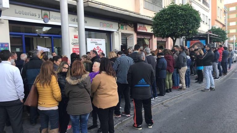 Lotería Castillo da los consejos para comprar lotería de Navidad online