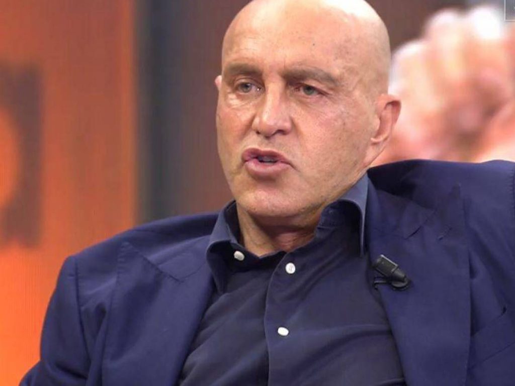 Con Un Dedo Me Los Llevo Por Delante Kiko Matamoros Advierte A Makoke En Viva La Vida