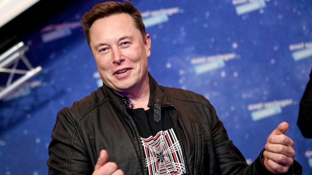 Elon Musk Inicia Una Guerra Abierta Contra Apple Para Desprestigiarla