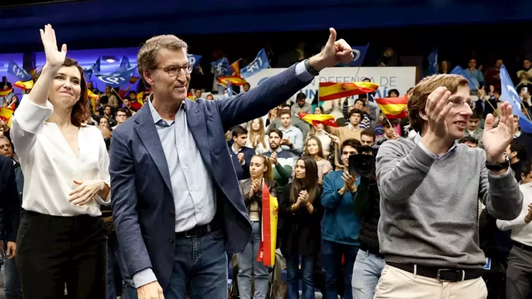 Feijóo quiere dar la última puñalada a Ciudadanos