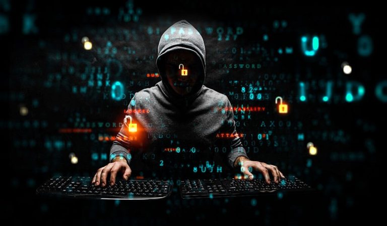 Los hackers españoles más famosos que no querrás que se acerquen a tus cuentas