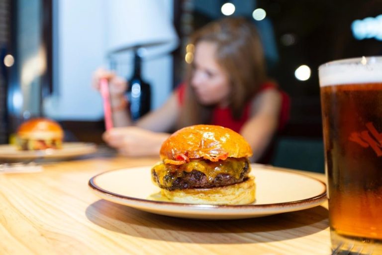 La mejor hamburguesa de Madrid se llama ‘La fracasada’ y está en Coslada