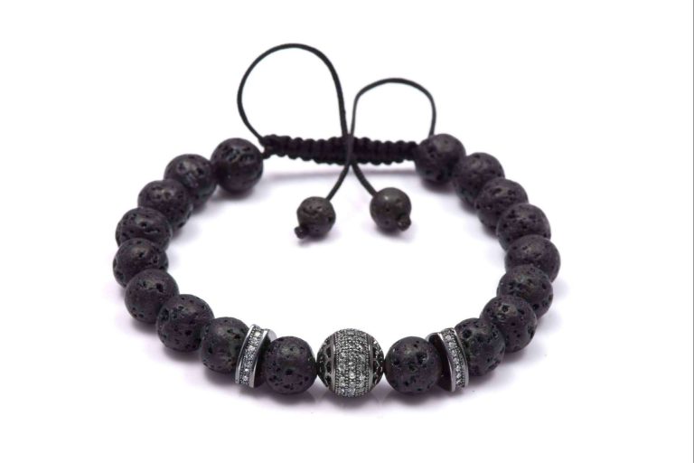 La Luna de Buda ofrece pulseras de piedras semipreciosas energéticas hechas a mano