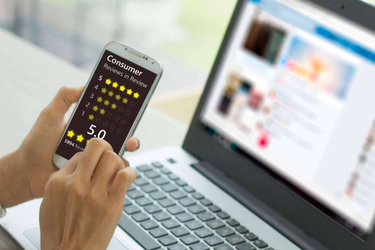 ¿En qué sitios verifican los clientes si una empresa es fiable antes de comprar?