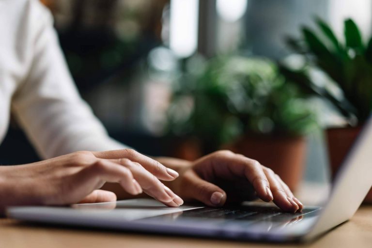 La importancia de una gestoría online para los nuevos autónomos