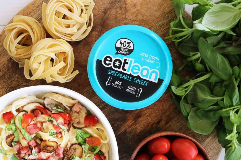 Eatlean ofrece un queso untable bajo en calorías y grasa que sabe a quesitos