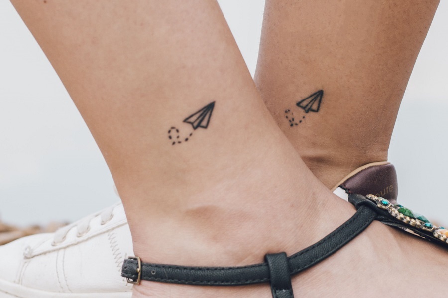 Tatuajes Símbolos En El Tobillo