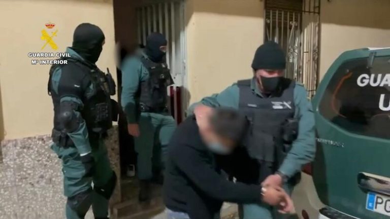 Detenidas siete personas que formaban un grupo dedicado a extorsionar a inmigrantes irregulares en Albacete