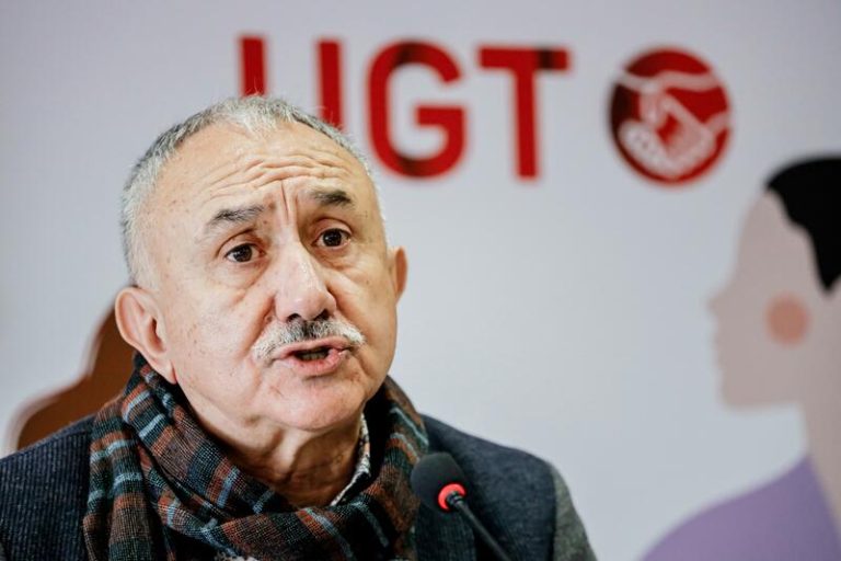 Álvarez (UGT) ve «poco razonable» el plantón de CEOE y dará hoy por concluida la negociación del SMI