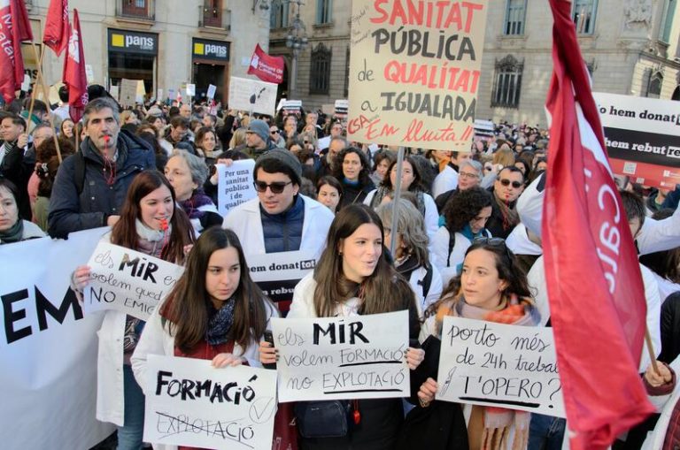 Médicos de Cataluña alcanza un acuerdo con el Govern y pone fin a la huelga