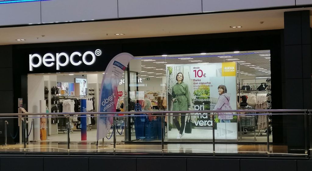 Primark Tiene Un Problema: Los Chollos De Su Competencia Polaca