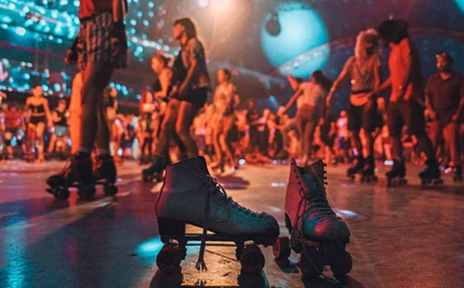 Los Nostálgicos De Los Ochenta Ahora Son Padres Y Enseñan A Patinar A Sus Hijos