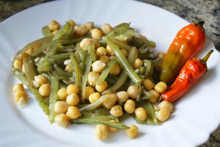 Borraja Con Garbanzos Más Fácil Y Rápido Que El Potaje, E Igual De Rico