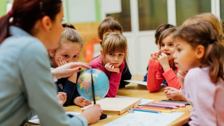 Cada vez menos conocimientos. La diferencia en la educación de la EGB a la LOMLOE