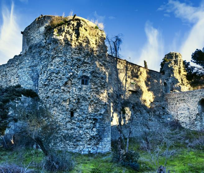 En Madrid, El Castillo De Casasola