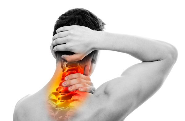 Dolor de cuello: los motivos de tu dolor y cómo aliviarlo sin pagar un dineral