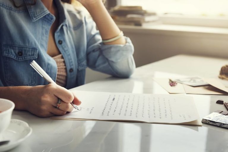 12 herramientas gratis para transcribir audio a texto rápido