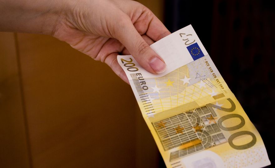 ¿Cuándo Puedo Solicitar La Ayuda De 200 Euros?