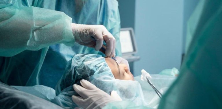 El innovador método de la rinoplastia con ultrasonido explicado por la Dra. Villaverde