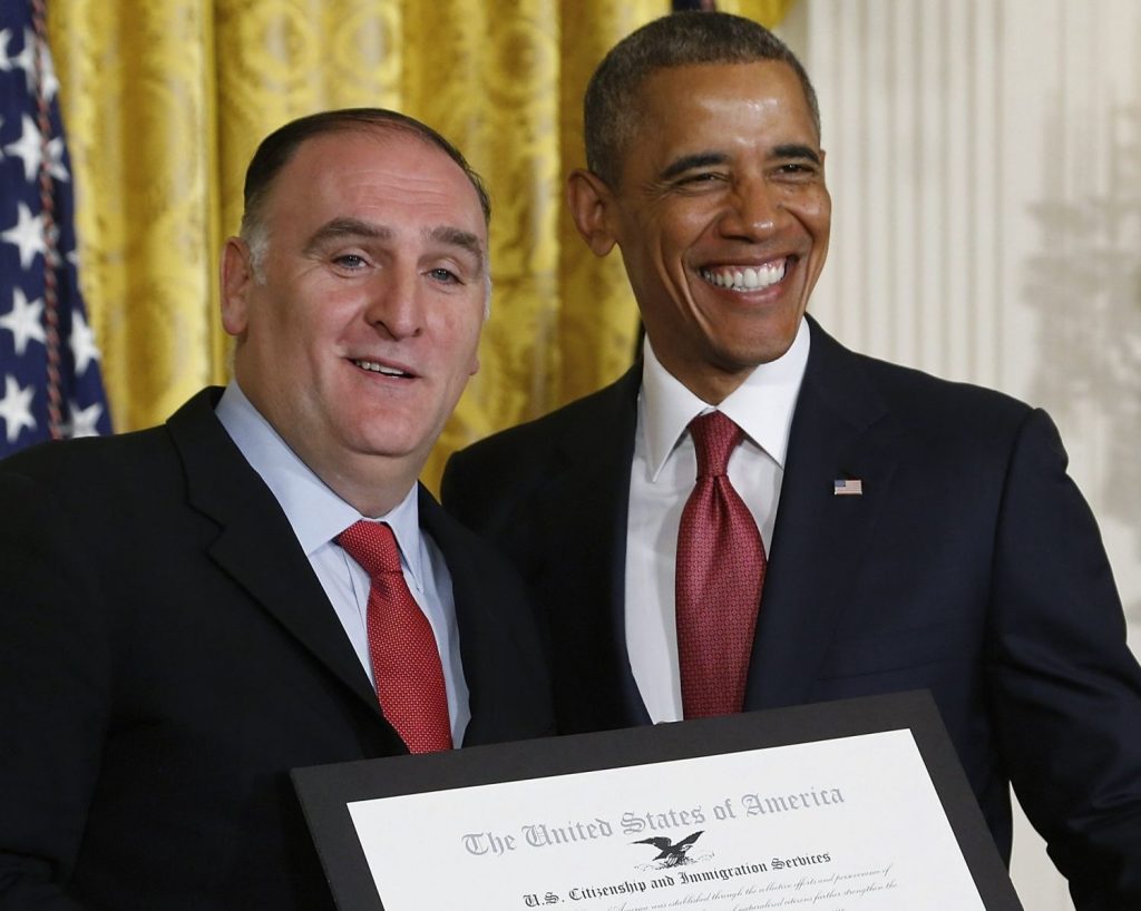 ¿Quién Es El Chef José Andrés?