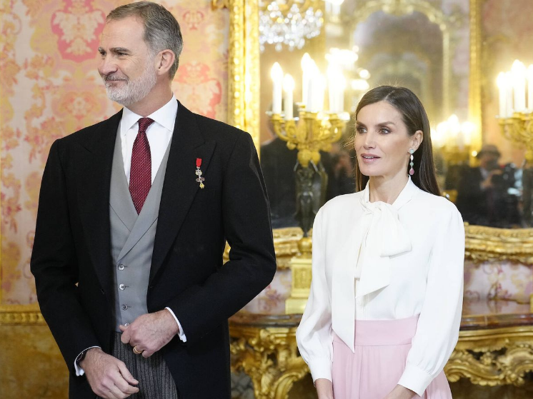 El Look Más Conservador De Letizia Que Ha Incendiado Las Redes