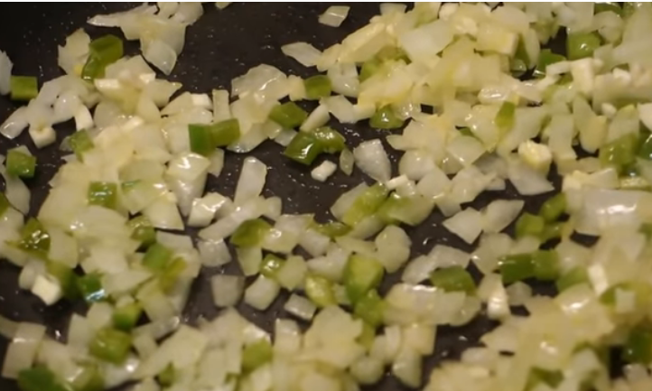 Fideuá De Pollo El Secreto Para Que La Pasta No Se Pase
