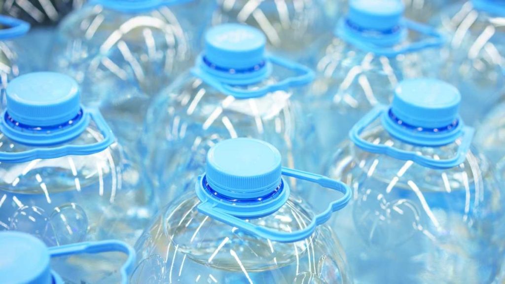 Impuesto Relacionado Con Los Envases Plásticos