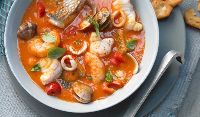 La receta de pescado italiana ideal para sorprender a tus invitados