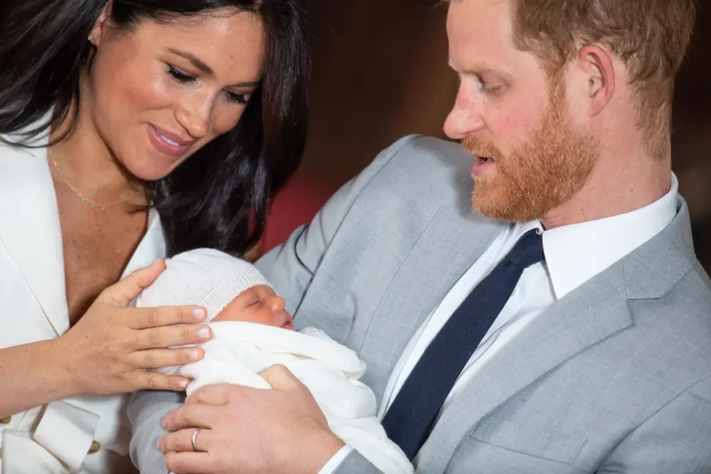 Llegada De Su Primer Hijo