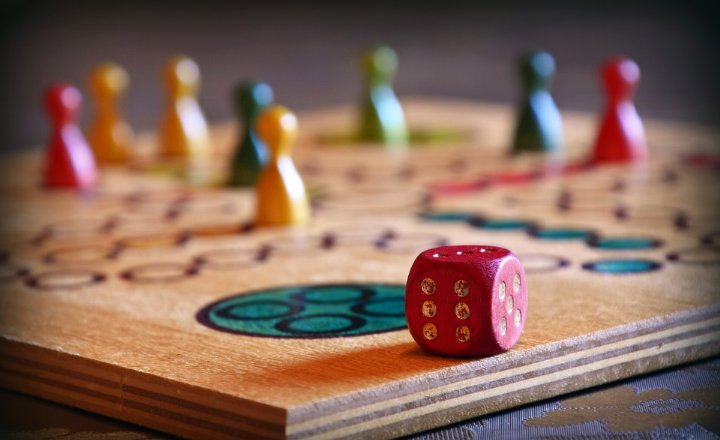 Los Juegos de Mesa de los 80 que reunían a la familia y amigos