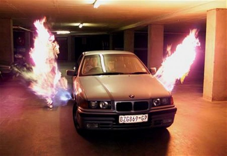 Alarma De Coche Con Lanzallamas