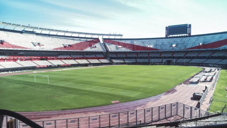 Los méritos de Marcelo Gallardo, el técnico que dirigió a CR7 durante 90 minutos