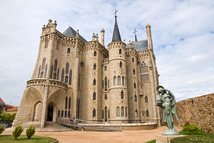 Palacio Episcopal (Astorga)