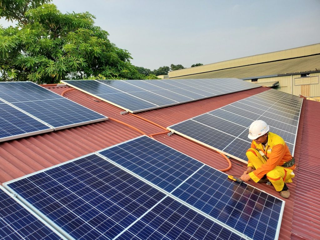 Paneles solares ¿merece la pena su instalación en casa