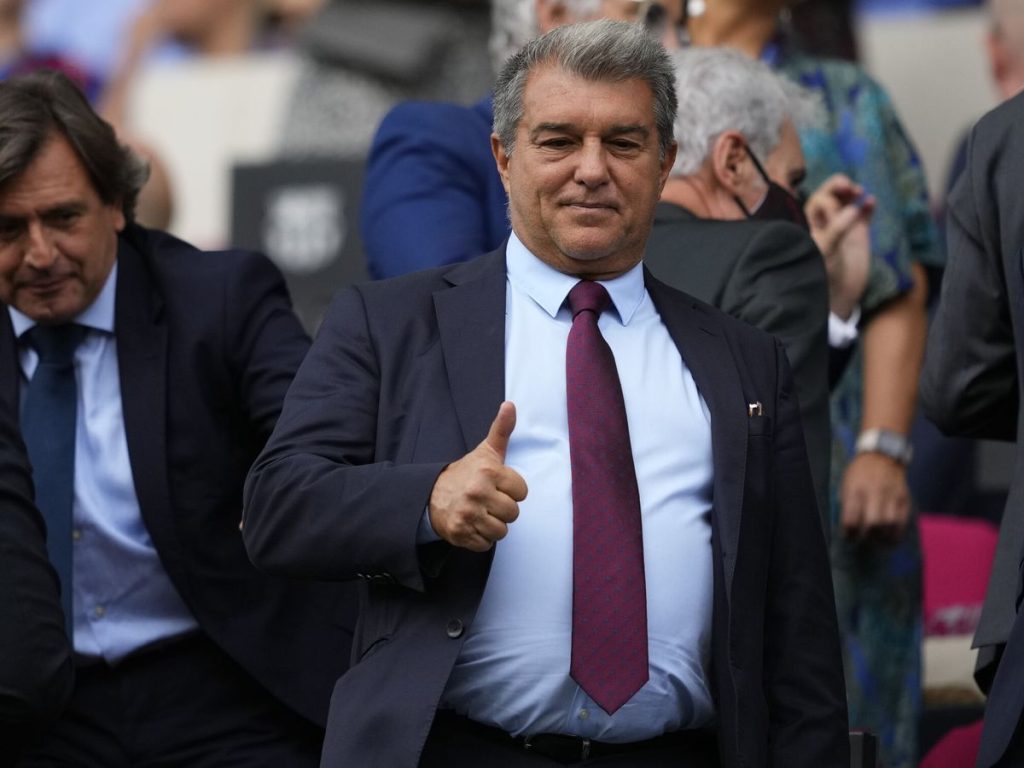 Piqué Busca El Apoyo De Joan Laporta