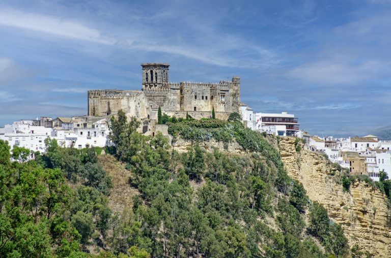 Pueblos desconocidos: lugares de Andalucía que amarás en un fin de semana